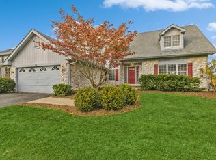 306 Sutcliffe Cir, Vernon Hills, IL