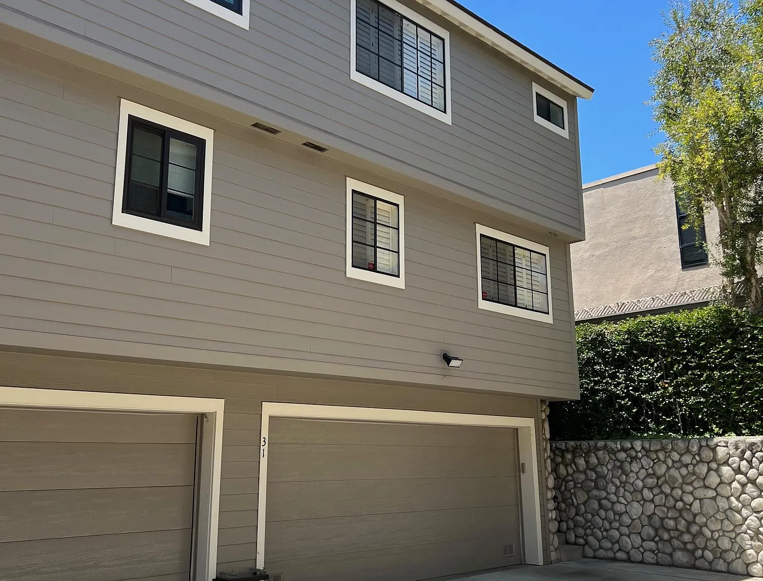 2 bed, 2.5 bath, 1041 sqft, $3,950 — Photo 3