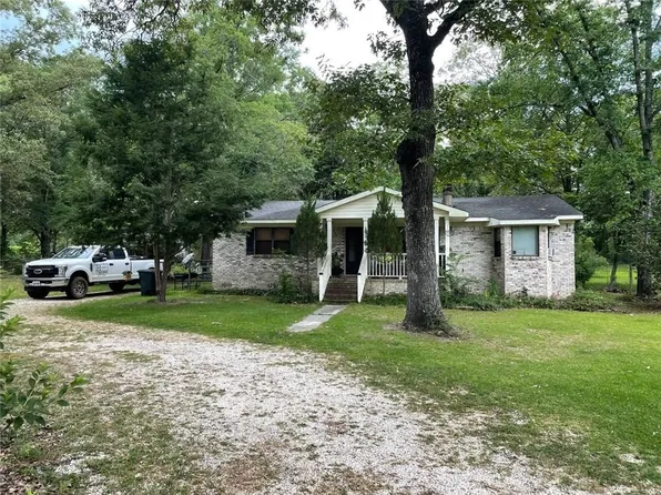 2620 Henry Davis Rd, Chunchula, AL 36521