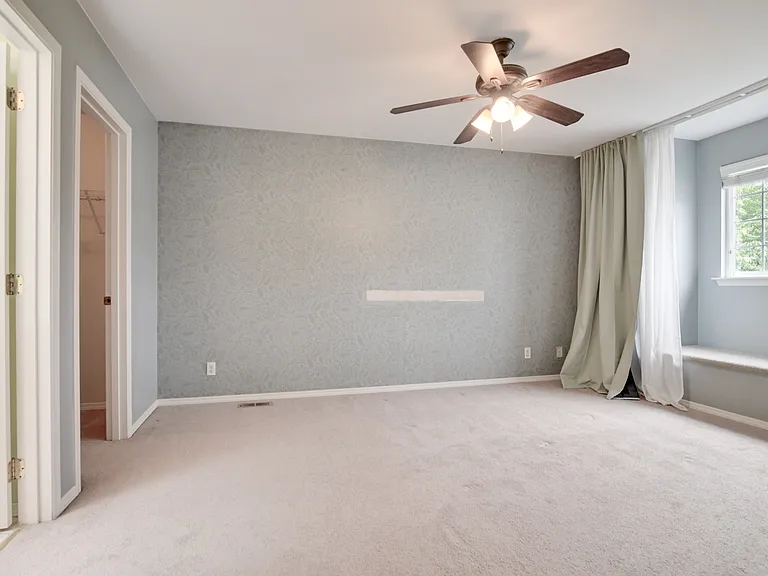 16920 Tulip Ln — Photo 16