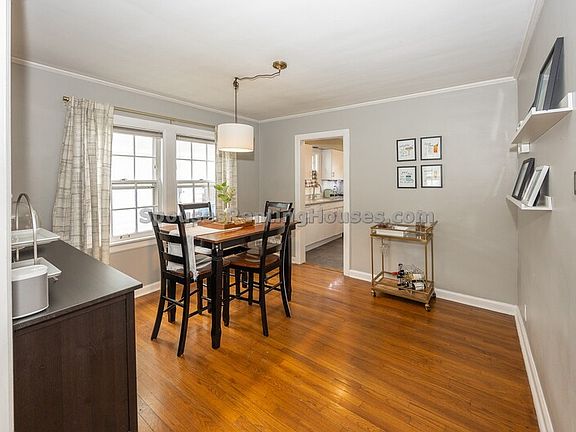 5th image of 5829 Indianola Ave
