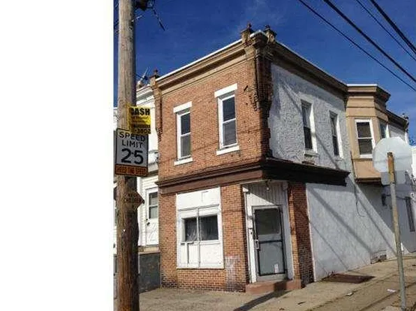 6101 Pine St, Philadelphia, PA 19143