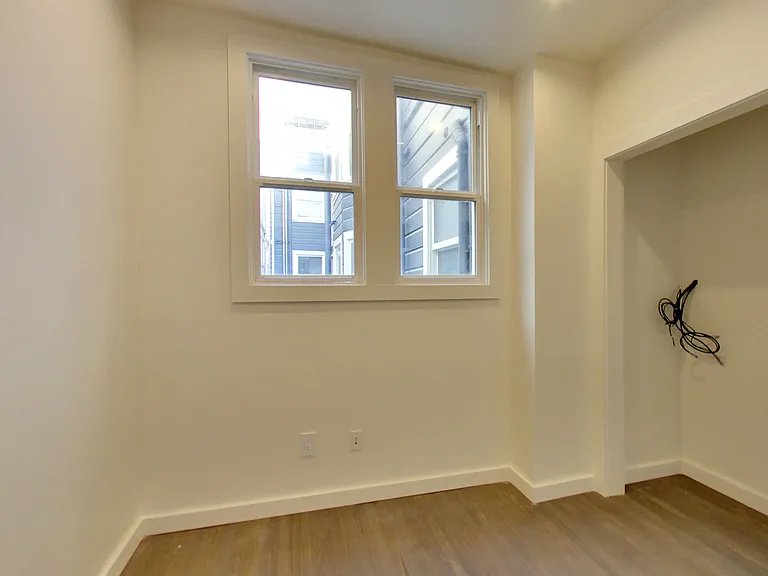 1050 Pine St #4 — Photo 19