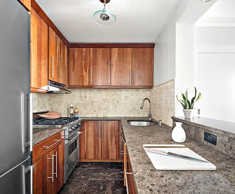 Sold by Compass | media 4