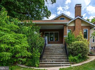 7515 Carroll Ave, Takoma Park, MD 20912