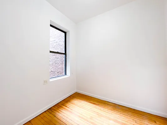 Rented by City Connections Realty | media 18
