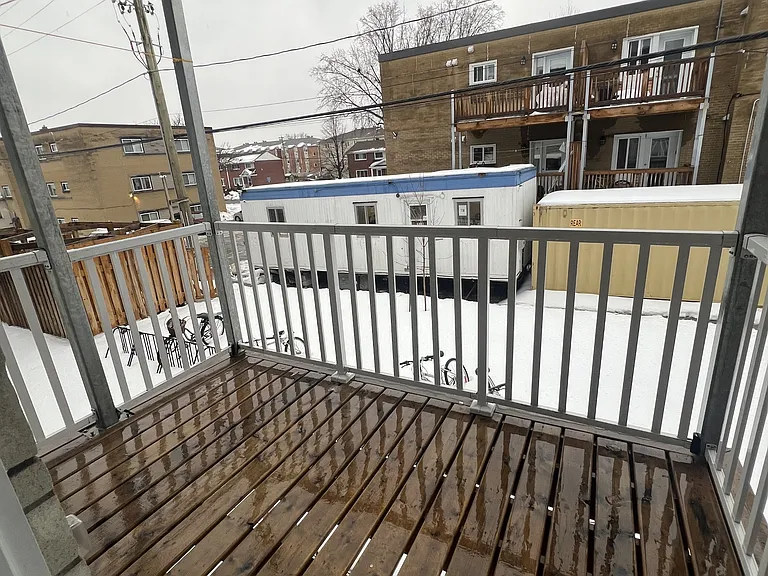 630 Cummings Ave — Photo 200