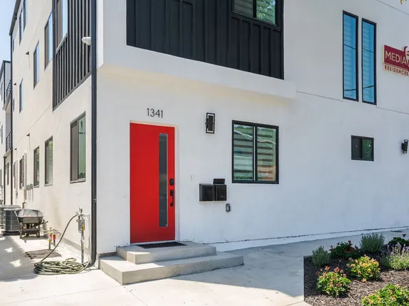 1341 N Mariposa Ave, Los Angeles, CA 90027