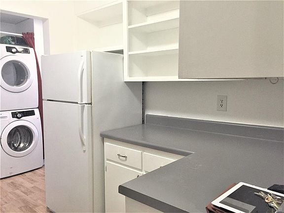 3rd image of 201 Pensacola Beach Rd APT C25