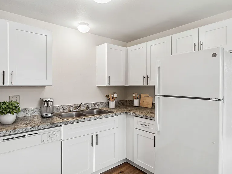Experience the elegance of this well-appointed kitchen, blending style and practicality.