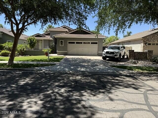1st image of 3341 E LEXINGTON Court