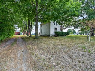 1450 Peet Rd, New Lothrop, MI 48460