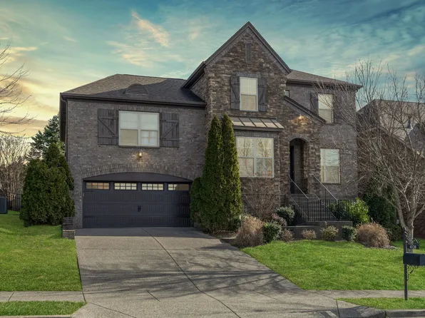 4120 Stone Hall Blvd, Hermitage, TN 37076