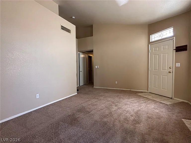 5323 Heatherbrook Cir — Photo 7