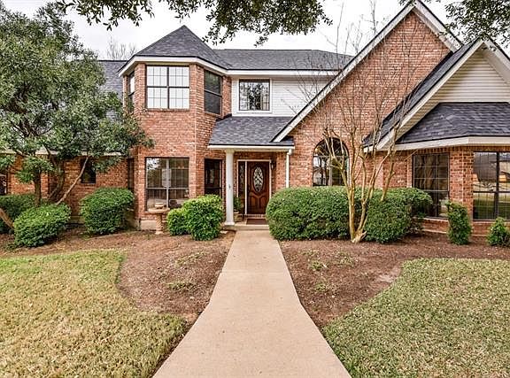 3rd image of 30605 Berry Creek Dr
