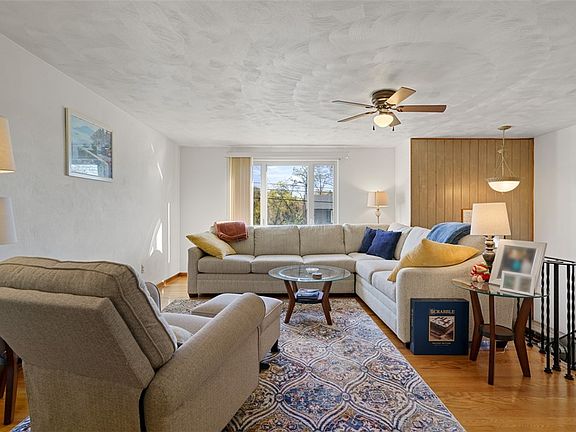 5th image of 89 Lilmont Dr