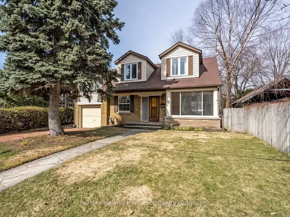 283 Spruce St, Oakville, ON L6J 2G8