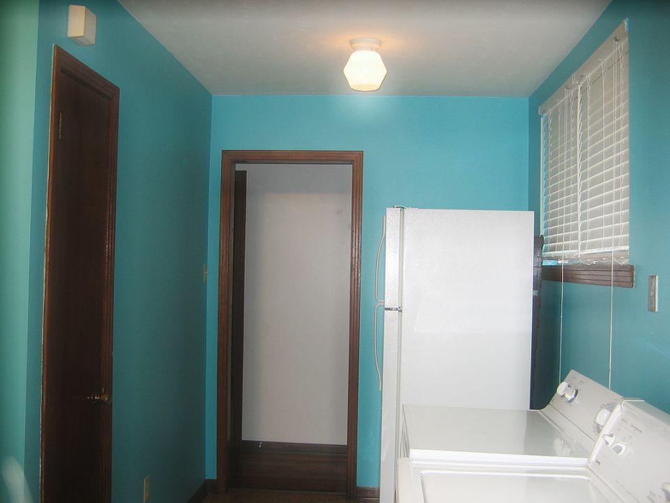 1st image of 659 Dickinson St
