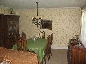 3rd image of 1714 Pinecrest St