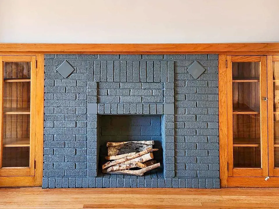 Decorative fireplace