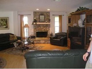 4th image of 3158 Regina Ct