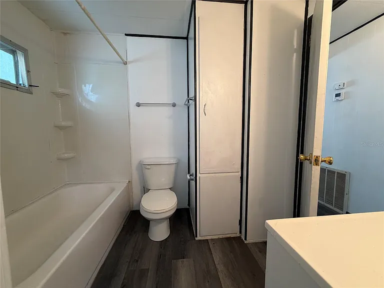 5221 Beechmont Ave — Photo 26