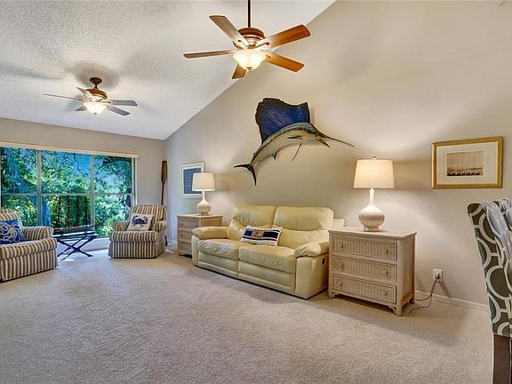 3rd image of 5230 SE Seascape Way