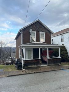 324 Chestnut St, Vandergrift, PA, 15690