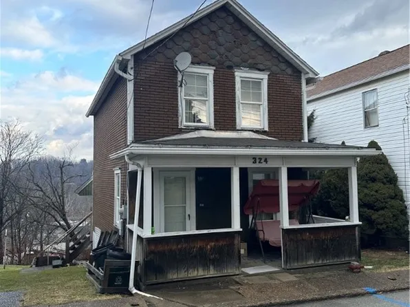 324 Chestnut St, Vandergrift, PA 15690