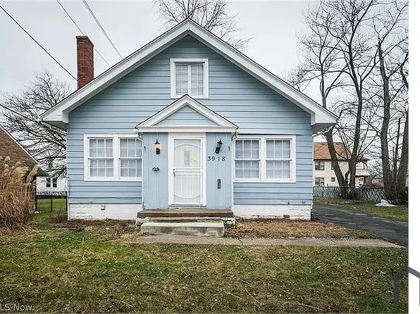 3918 E 147th St, Cleveland, OH 44128