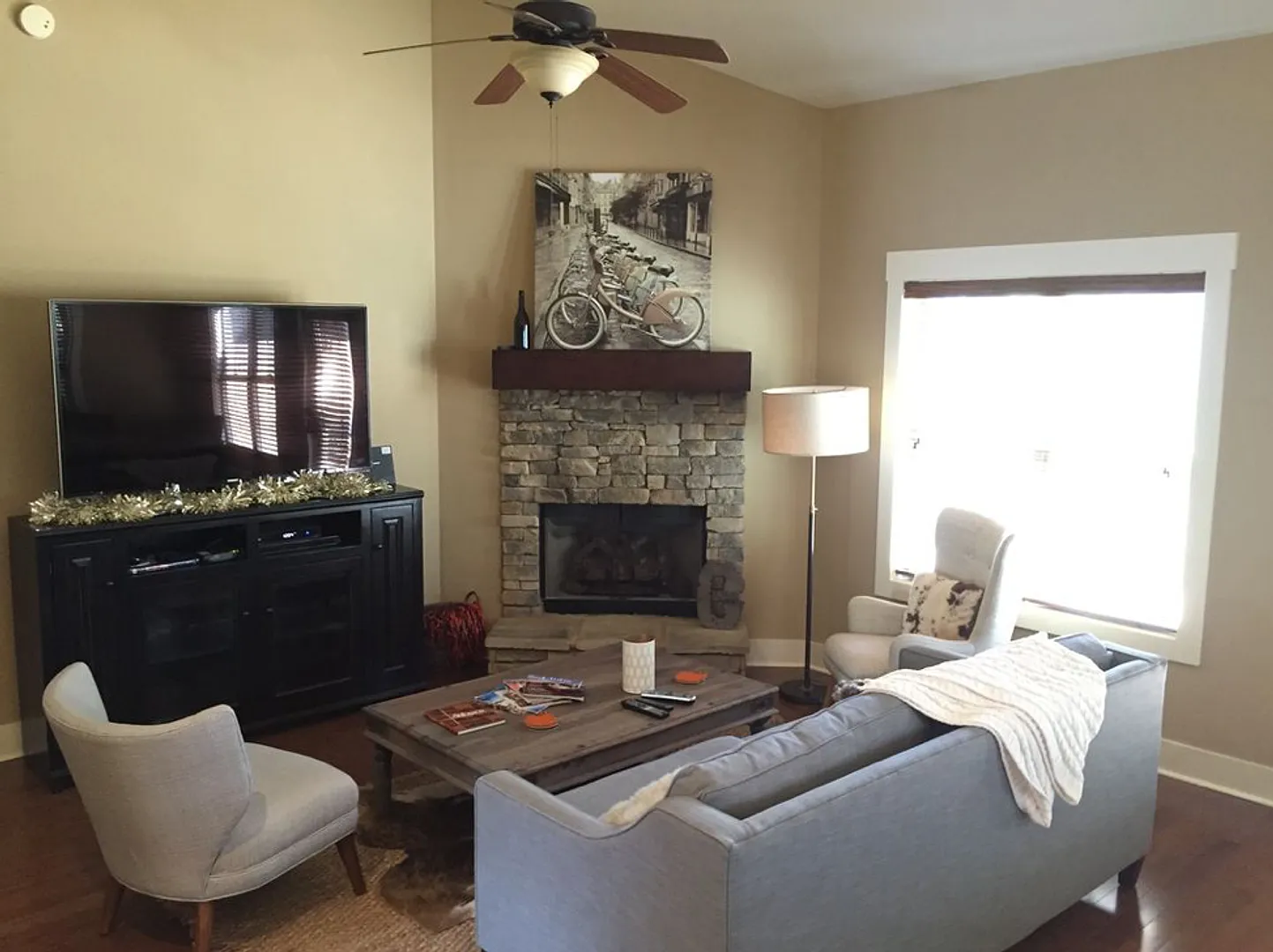 Perfect Location! - 3 Bedroom/3.5 Bath home close to AU - Fully-Furnished! — Photo 2