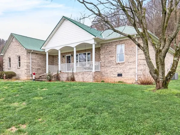 444 Mackie Rd, Sparta, TN 38583
