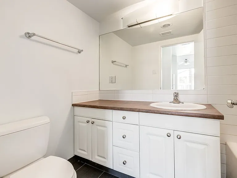 1015 Cameron Ave SW — Photo 37