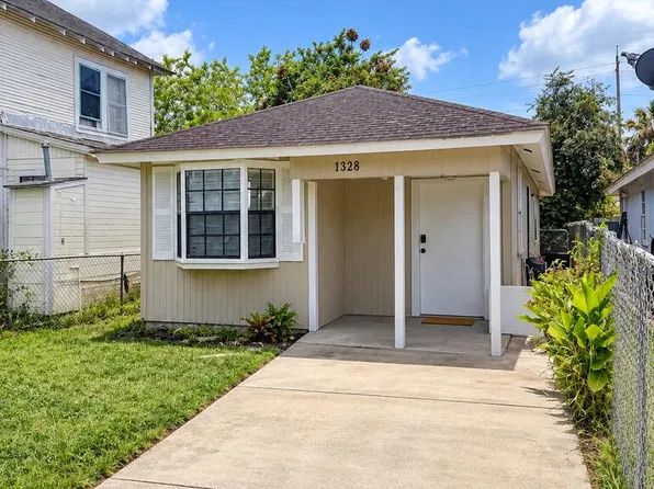 1326 E Tyler St, Brownsville, TX 78520