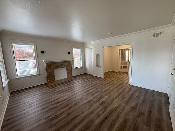 4th image of 800 East Dr APT 3