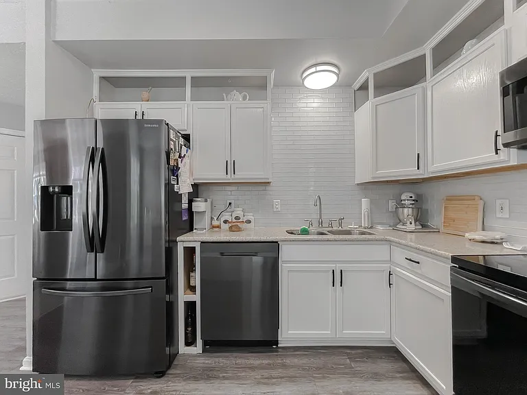 48221 Keel Dr — Photo 18