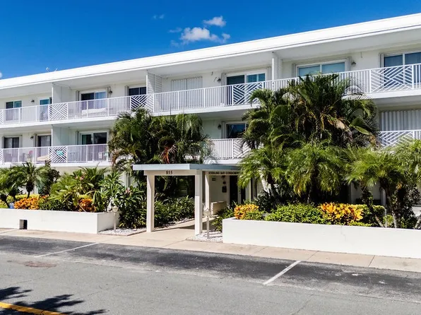 855 Dahlia Ln APT 203, Vero Beach, FL 32963