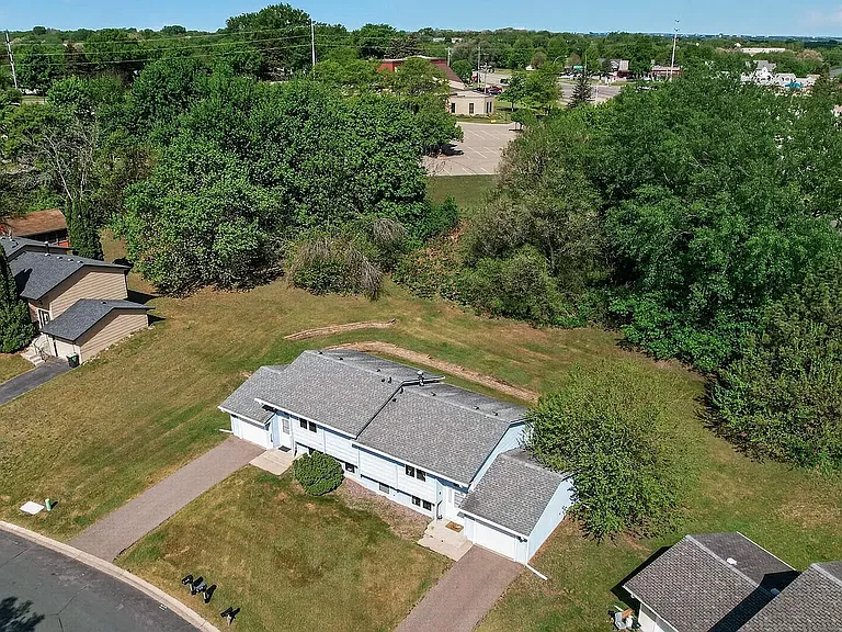 1349 Easter Ln — Photo 33