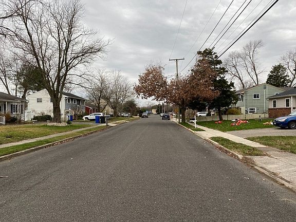 4th image of 1228 Audubon Dr