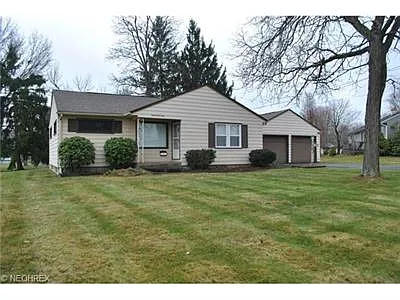 3033 Oran Dr photo 1