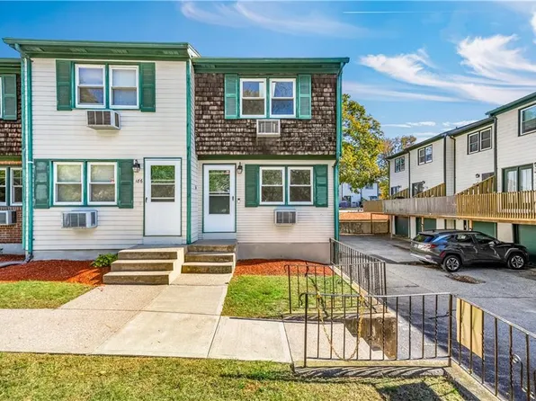 184 Argol St Unit C14, Pawtucket, RI 02860