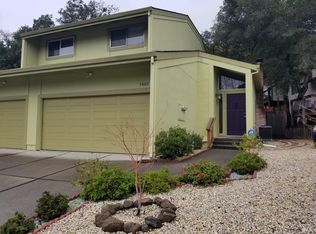 1461 Townview Ave, Santa Rosa, CA 95405