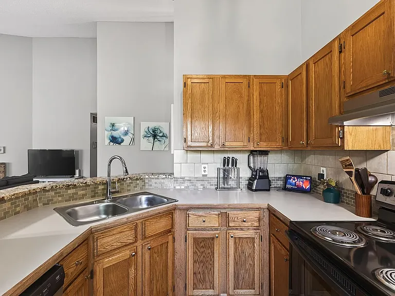 1063 Duckwood Dr #207 — Photo 14