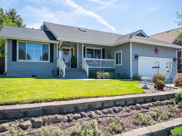 1886 NE Curtis Dr, Bend, OR 97701