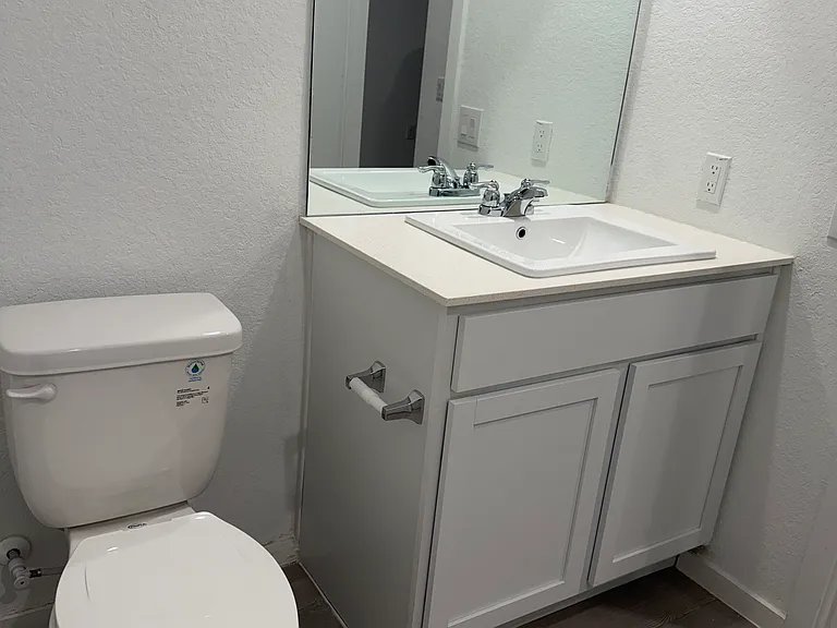 1523 Neria Loop — Photo 6