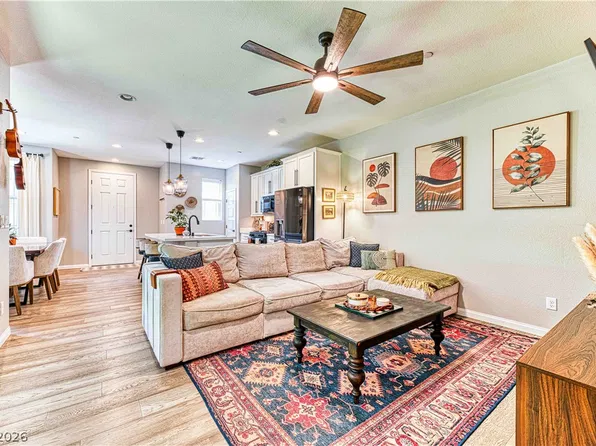 718 Cottonwood Hill Pl, Henderson, NV 89011