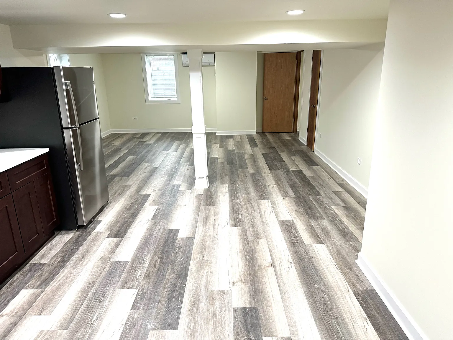 2 bed, 1000 sqft, $1,700 — Photo 4