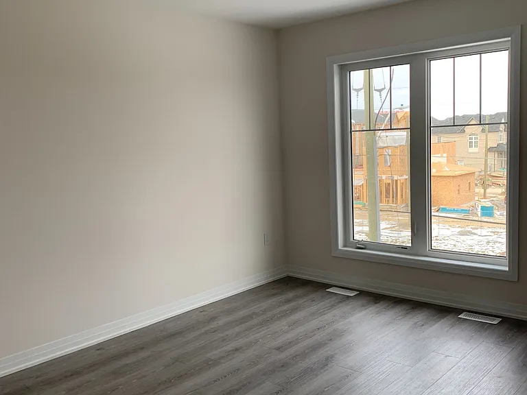 94 Ambereen Pl — Photo 9
