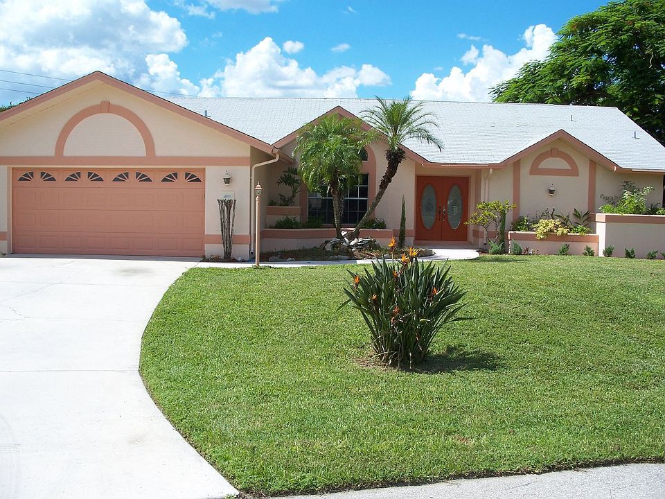 1st image of 20610 Groveline Ct