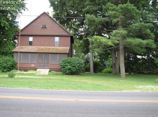 2237 Morrison Rd, Fremont, OH 43420